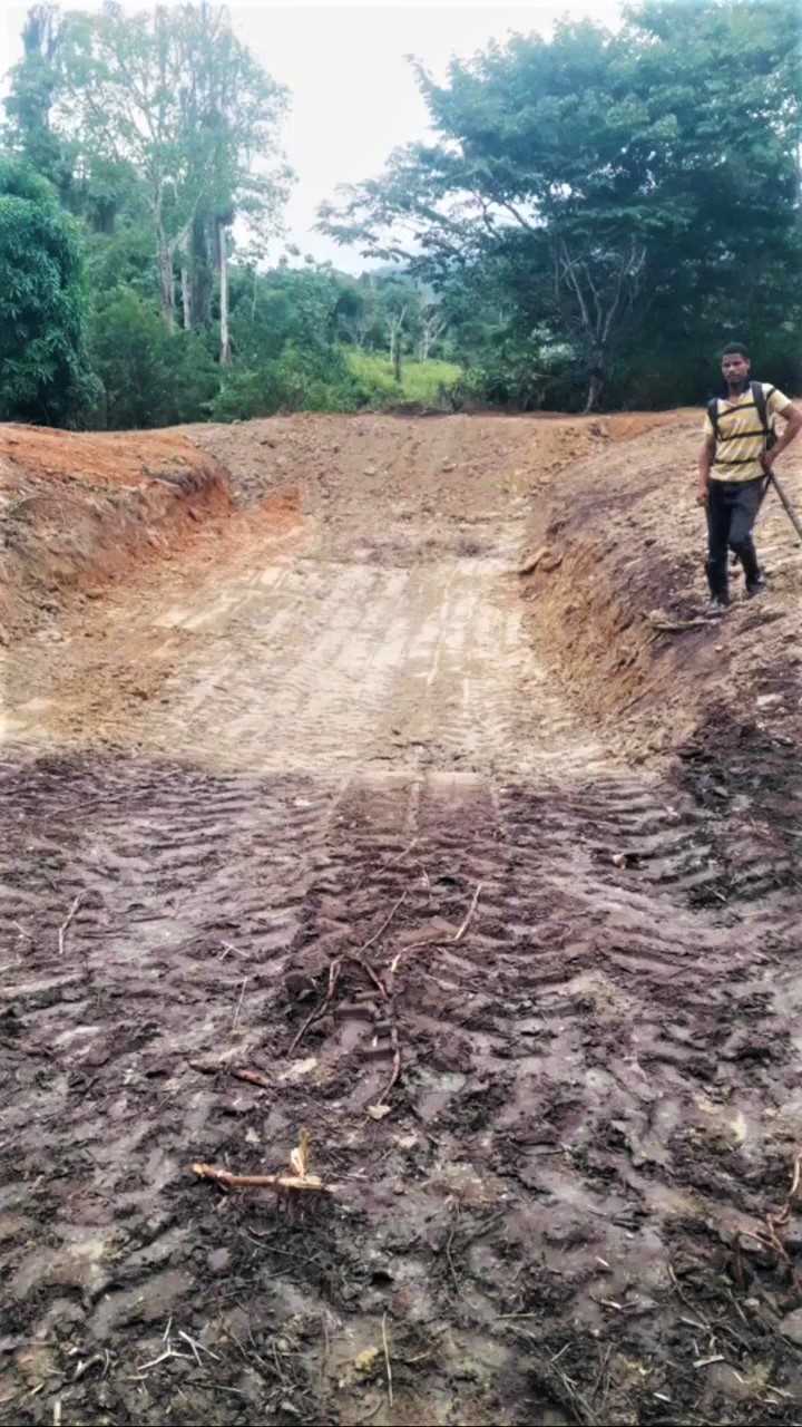 Camacã: Pequenos agricultores familiares recebem auxílio da prefeitura para produção